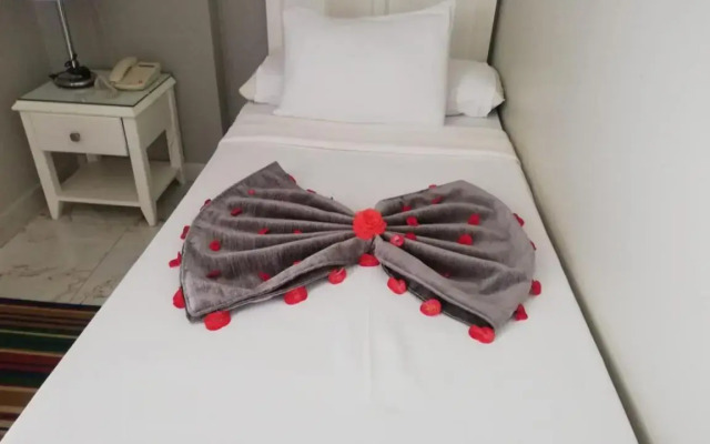 Tiba Rose Plaza