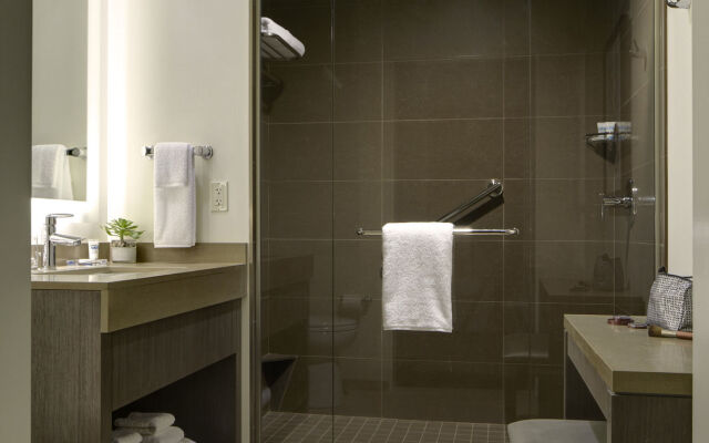 HYATT house Charlotte/Center City