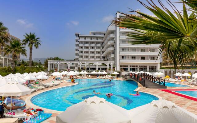 Holiday Garden Resort