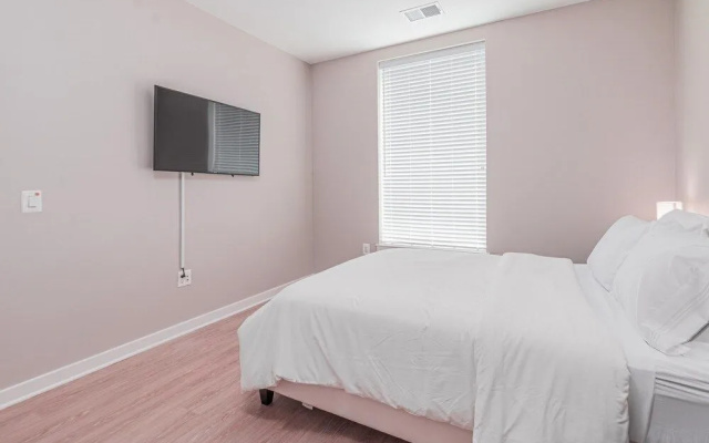 Luxury Living City Views DC