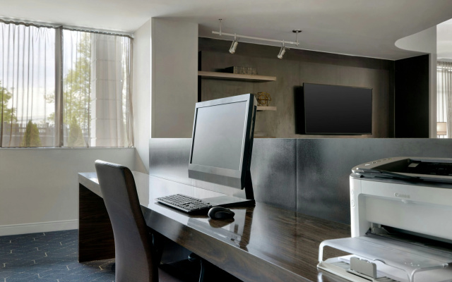 Courtyard by Marriott Republic Aprt Long Island/Farmingdale