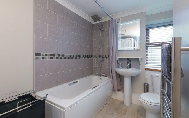 Ark Flats Apartment