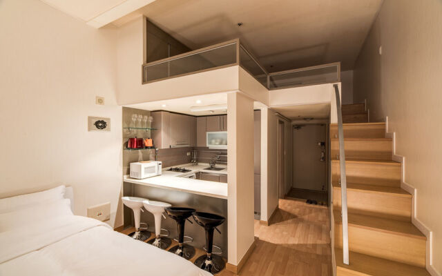 The Uno Residence