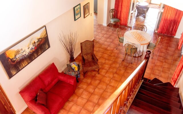"Modern 2br Casa Calmarse W Mountain View"