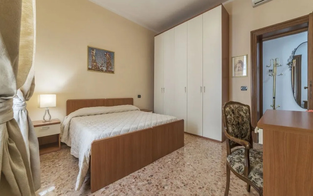 Stazione Termini & Castro Pretorio Flat