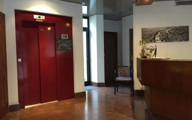 Casa Serena Paris Hôtel