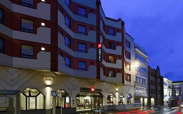 hotelImage