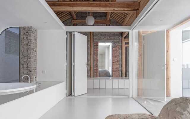 Welcome Home Designer's Courtyard - Tsuo