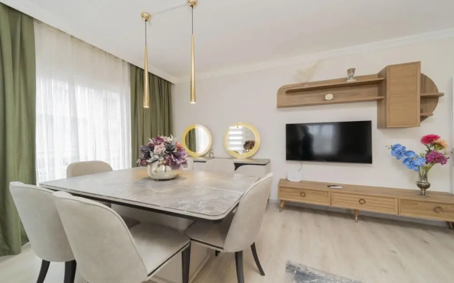 Gorgeous Flat With Mountain View In Antalya