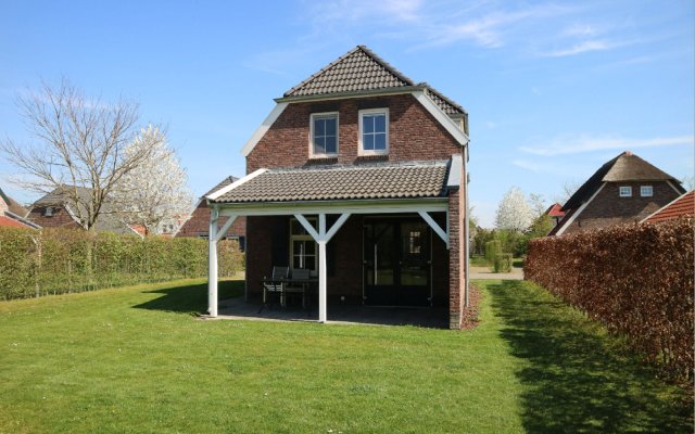Great Villa With Sauna and Whirlpool in Limburg