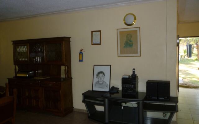 Daisy Executive Lodge