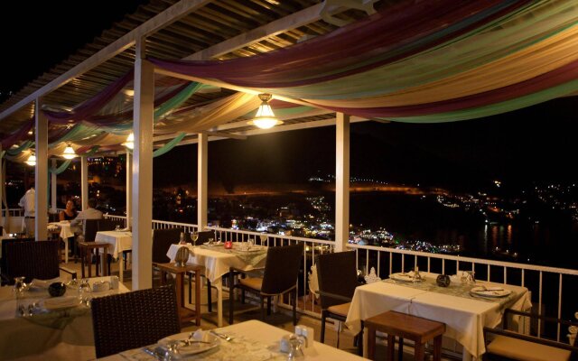 Kalkan Oasis Hotel - Adults Only