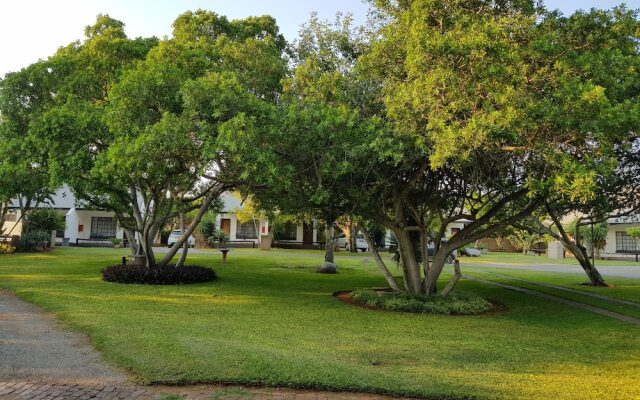 Baobab Chalets