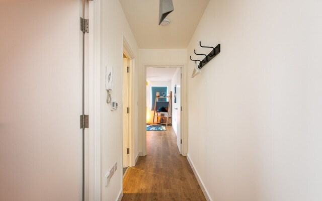 Kew Bridge Apartments (Peymans)