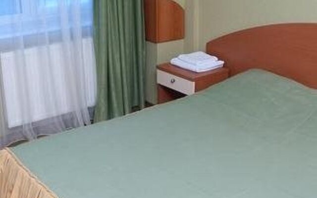 Отель Цунами