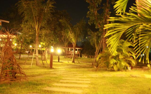 Waterside Resort