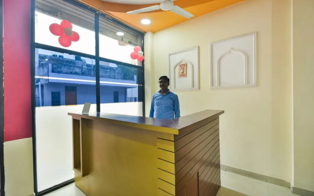 OYO 46081 Hotel Parinay Inn