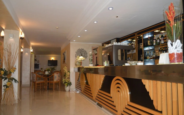 Hotel Karin