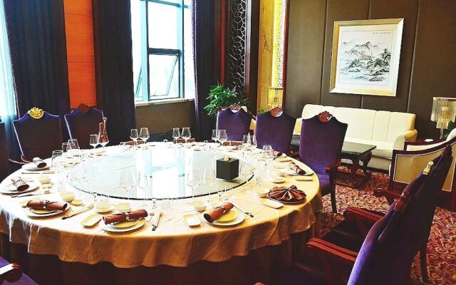Wuhan Zongheng Hotel