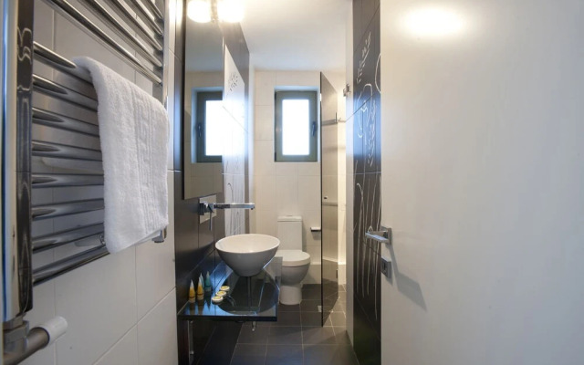 Voula, Modern, Minimal and Stylish Apartment