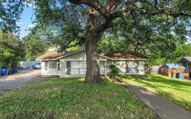 Spacious 4Bed Home in South Atx -Monthly
