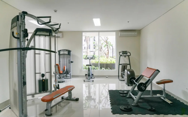 Pool View Studio Apartment at Puri Orchard