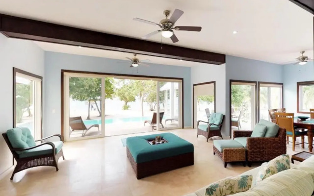 Laru Beya Palmetto Bay
