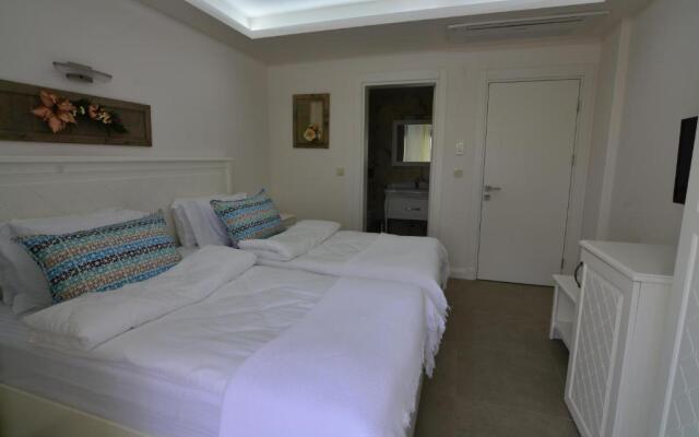 Dalyan Risus Suite