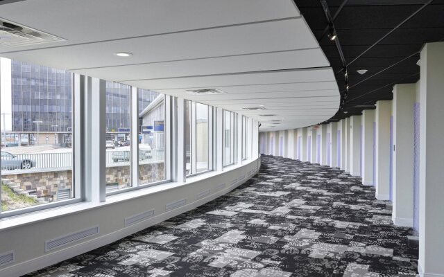 Renaissance Edmonton Airport Hotel