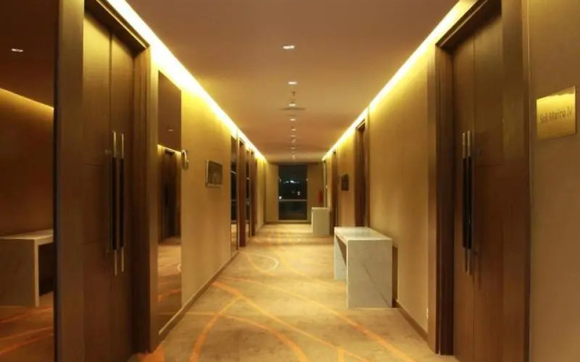 Soll Marina Hotel Serpong