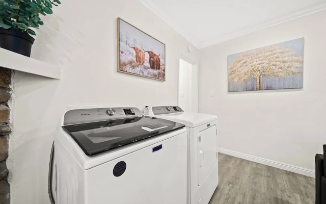 Idyllic Paradise Near Downtown LA