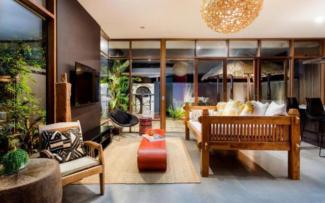 Sticky Rice Villas