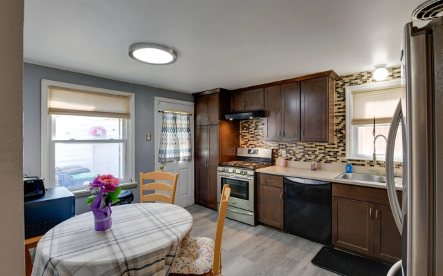 Quaint Buffalo Getaway ~ 8 Mi to Downtown!