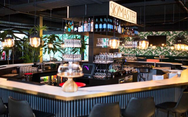 ibis Styles Amsterdam Airport (new)