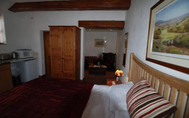 Home Farm & Lodge