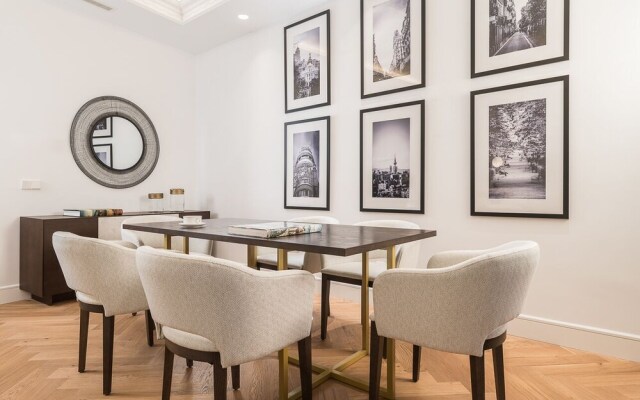 Home Club Alcala Apartments