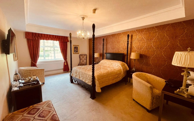 Nuthurst Grange Country House Hotel