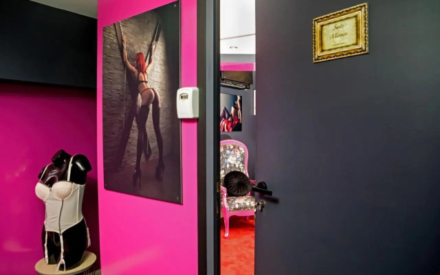Love Hotel Toulouse : Suite Miroirs