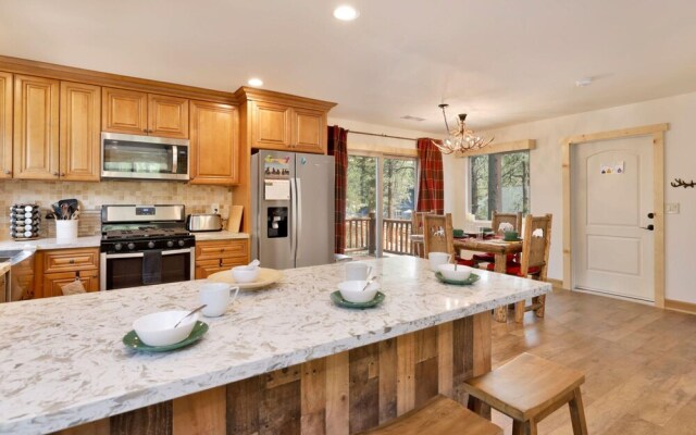 Ashwood Retreat #2050 by Big Bear Vacations