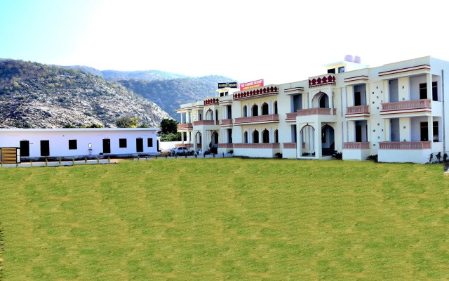 The Sunrise Resort by OYO Rooms