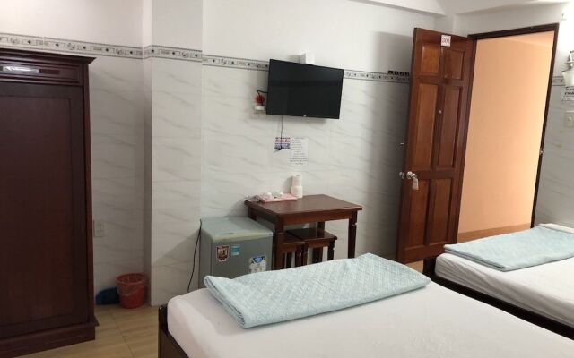 Oyo 643 Vinh Hoa Hotel Near General Hospital of Khanh Hoa Province