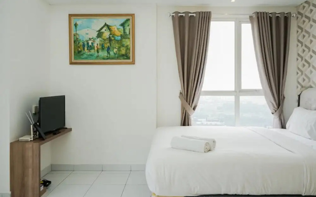 Fancy And Nice Studio At Casa De Parco Apartment