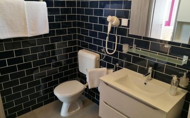 Apartment Ton - 200m from the sea