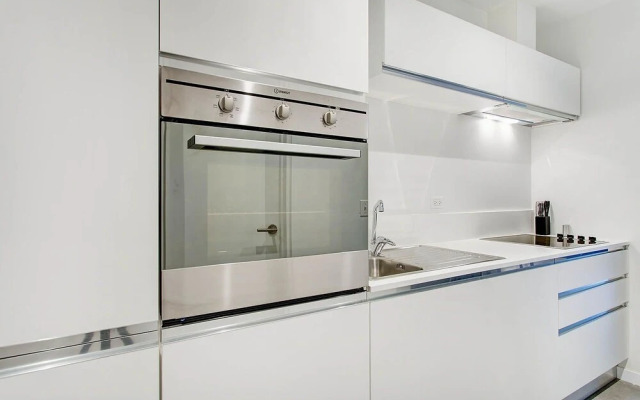 Bijoux Square Apartments