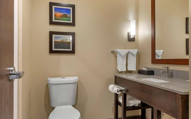 Comfort Inn & Suites Euless DFW West