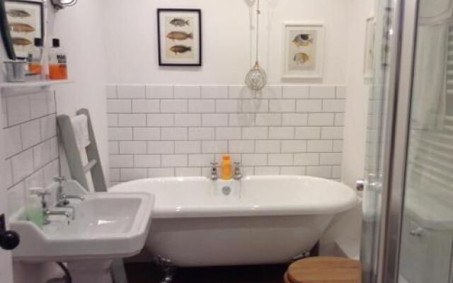 The Cowshed Bed And Breakfast