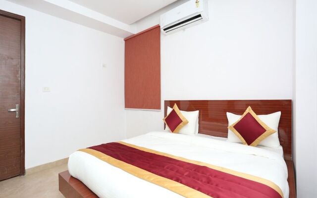 OYO 12807 Amaira Hotel and Banquets