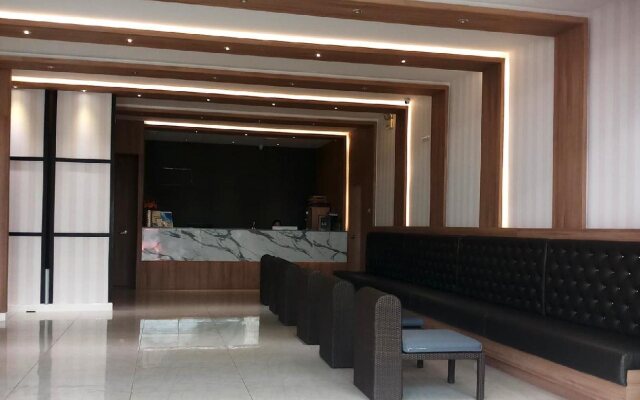 SunSeaSand Hotel (Patong) (SHA Certified)