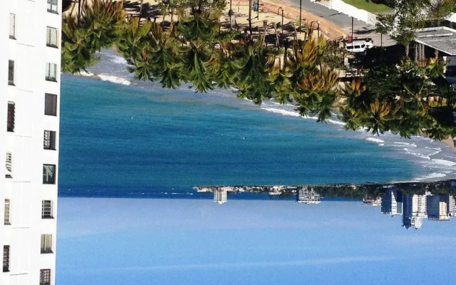 Green Island Apartments - Coral Beach