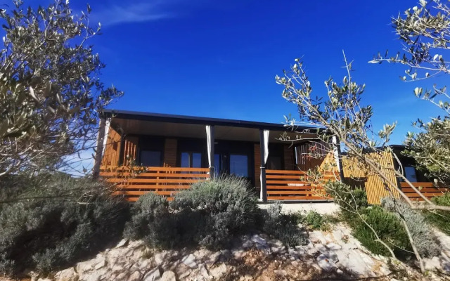 Comfort Two Bedroom Mobile Homes Pirovac